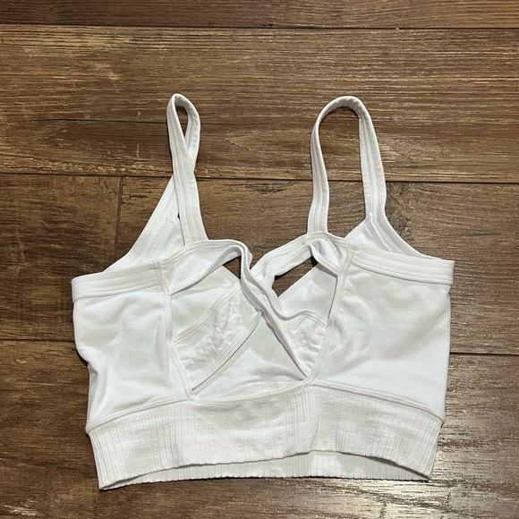 FP Movement Scoop Neck Good Karma Bra NWOT - Picture 3 of 8